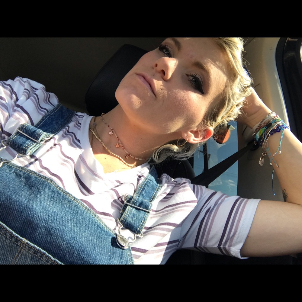 Meet your Posher, Emily